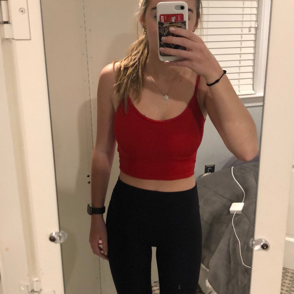 Red cropped brandy Melville tank top!